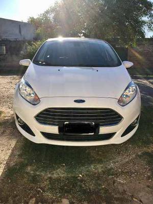 Ford Fiesta Kinetic Design 1.6 Sedan Titanium 120cv