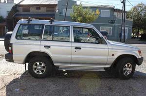 Mitsubishi Montero 2.5 Glx