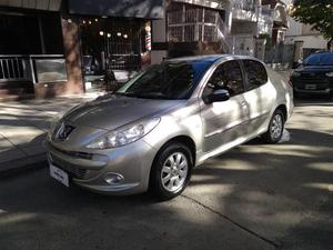 Peugeot 207 Compact 4P 1.4 Nafta Allure - XS (75cv)