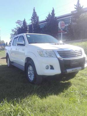 Toyota Hilux 3.0 Cd Srv Cuero I 171cv 4x4