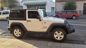 Jeep Wrangler  SPORT 3.6L V6 4x4 tomo permuta