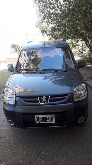 Vendo Peugeot Partner  Gnc