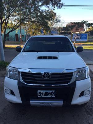 Toyota Hilux SR 2.5