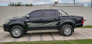 Toyota Hilux 3.0 Cd Srv Cuero I 171cv 4x2