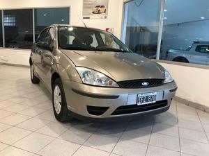 FORD FOCUS AMBIENTE 1.6 5P