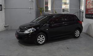 Nissan tiida 1.8 6mt nafta  puertas color negro