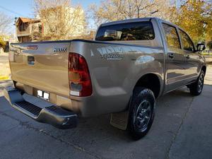 toyota hilux 2,5 turbo 4x2 doble cabina 