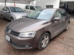 VOLKSWAGEN VENTO 2.0 TDI LUXURY