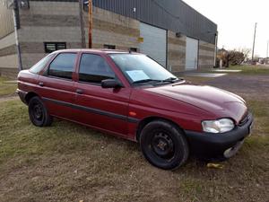 Vendo Ford Escort 1.8 Clx