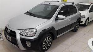 TOYOTA ETIOS CROSS 