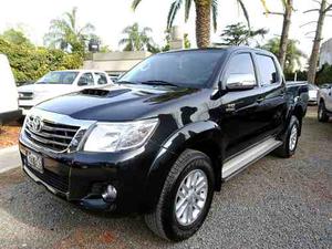 Toyota Hilux 3.0 Cd Srv Cuero 171cv 4x2