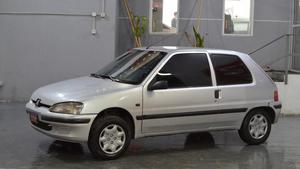 Peugeot  xn nafta  puertas color gris plata