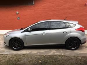 Ford Focus SE Plus AT 5 puertas Año  ¡IMPECABLE!
