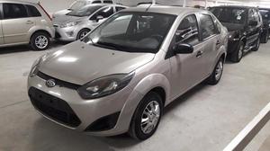 Ford Fiesta Max Ambiente 