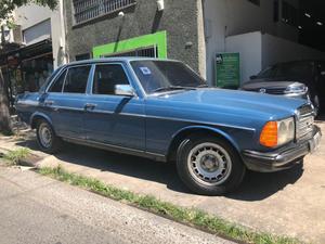 Mercedes Benz 230e