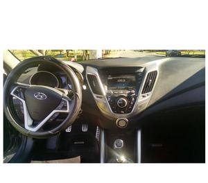 Vendo Hyundai Veloster cv - modelo 