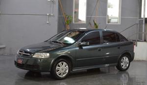 Chevrolet Astra gl 2.0 nafta puertas color verde oscur