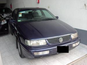 Volkswagen Passat 2.0 I