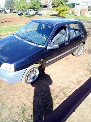 Vendo Clio..