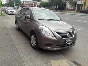 Nissan Versa 1.6 Visia Mt