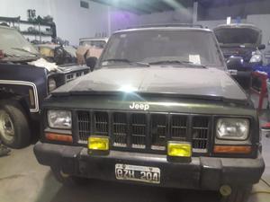 Vendo Jeep Cherokee Sport