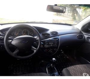 FORD FOCUS 1.6 8V AMBIENTE 4P 