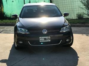 VOLKSWAGEN VENTO 2.5 MODELO 