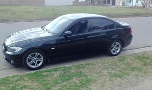 Vendo permuto BMW 320i active 09