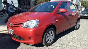 TOYOTA ETIOS  PERMUTO