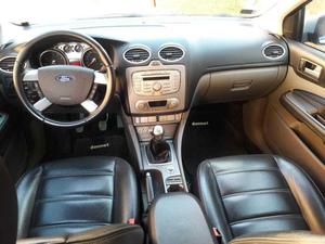 Ford Focus v Ghia 5p, , Nafta