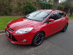 Ford Focus Titanium 2.0 Año 