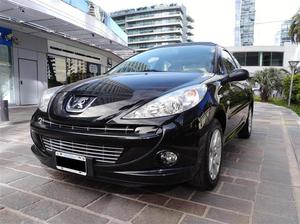 Peugeot 207 Compact 3P 1.6 Nafta Feline - XT (110cv)