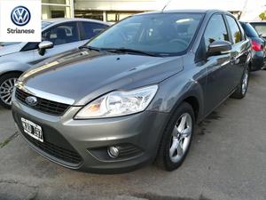 FORD FOCUS TREND EXCE 4P. MANUAL MUY BUENO!!!!