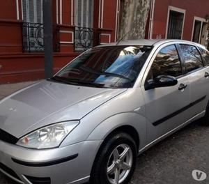  Ford Focus Ambiente 1.6 5P