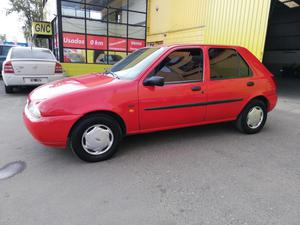 Ford Fiesta 1.8 Clx D diesel  impecable rojo