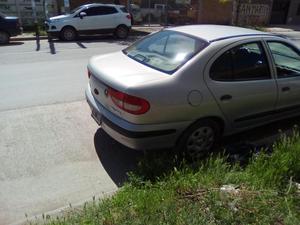 Vendo RENAULT Megane  Excelente Auto