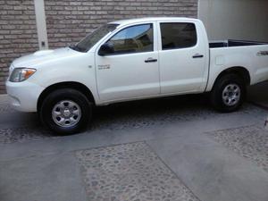 Toyota Hilux SR 