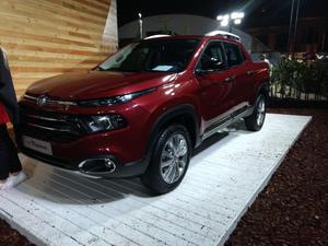 Fiat Toro Freedom v 4x4 AT9 !! RETIRO EXCLUSIVO