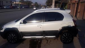 Etios Cross Joya