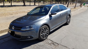 VOLKSWAGEN VENTO 2.0 TSI SPORTLINE DSG L/