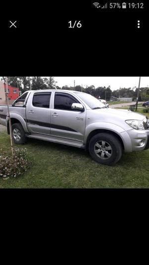 Toyota Hilux Srv