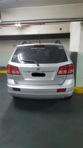 Dodge Journey SXT 2.4 AT4 3 filas