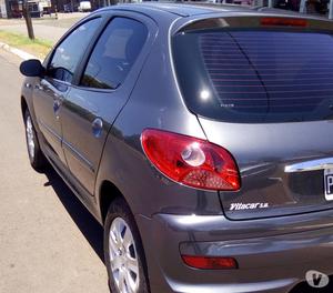 Se VENDE PEUGEOT 207 ALLURE 1.4 5P Año  Km