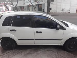 Ford Fiesta  base 1.6 nafta