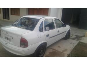 VENDO CHEVROLET CORSA 