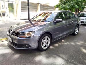 Volkswagen Vento 2.5 Luxury MTcv)