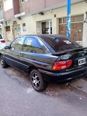 Ford Escort Coupe Full/98.naftero.