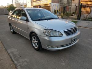 Vendo Toyota Corolla.