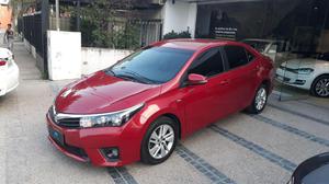 Corolla 1.8 XLi MT  y cuotas