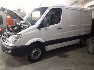 Mercedez Benz Sprinter  con Frio